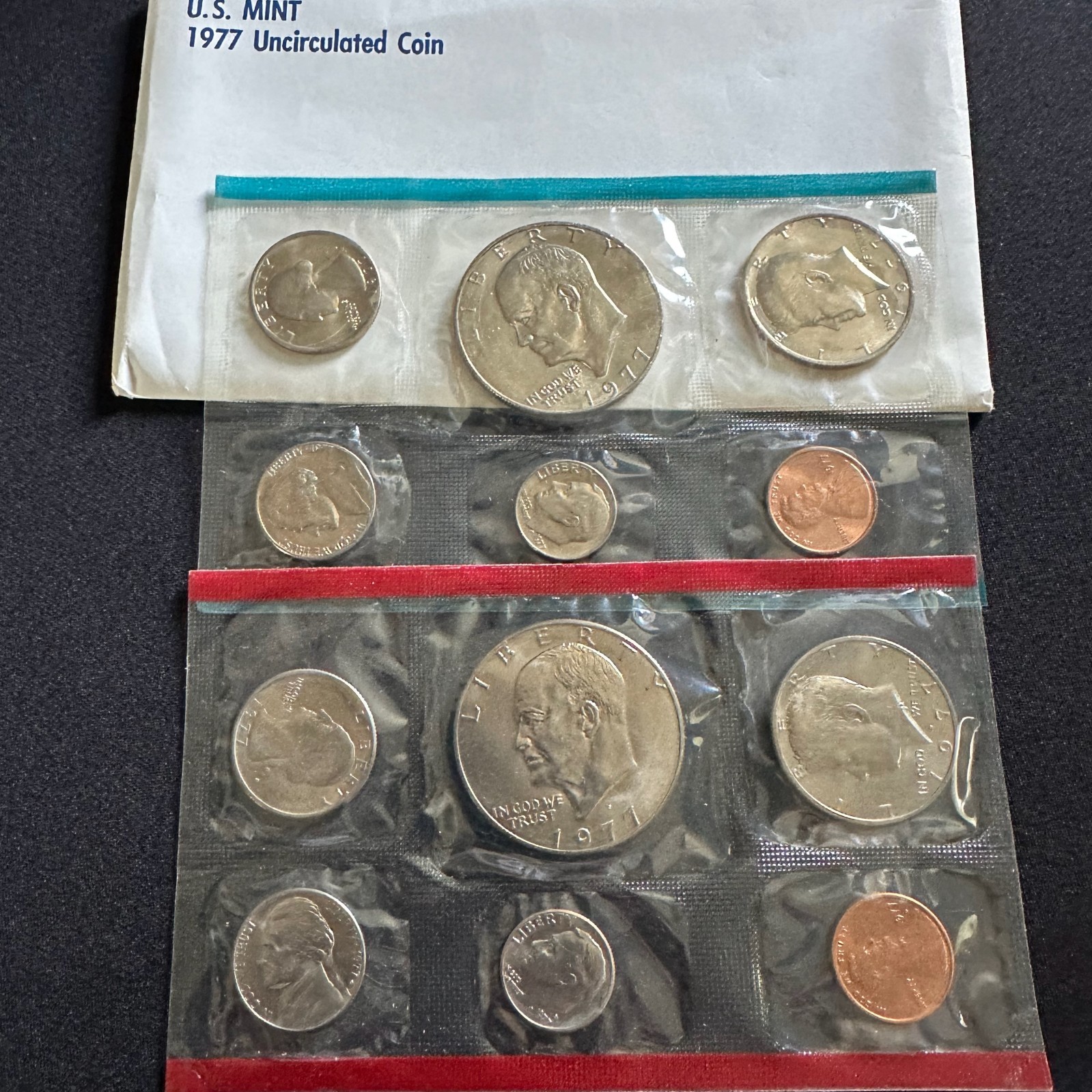 1977 Uncirculated US Mint Set P & D w/Original Gov't Packaging