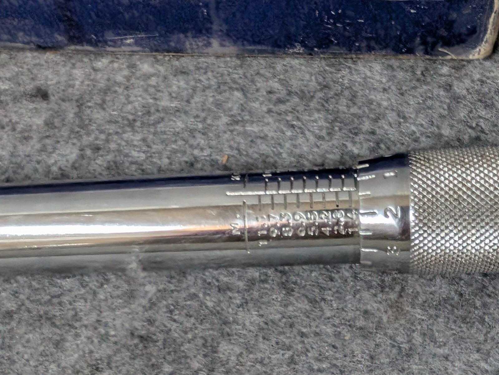 Continental 3/8" Drive Ratcheting Head Micrometer Torque Wrench 10-80 ft-lbs