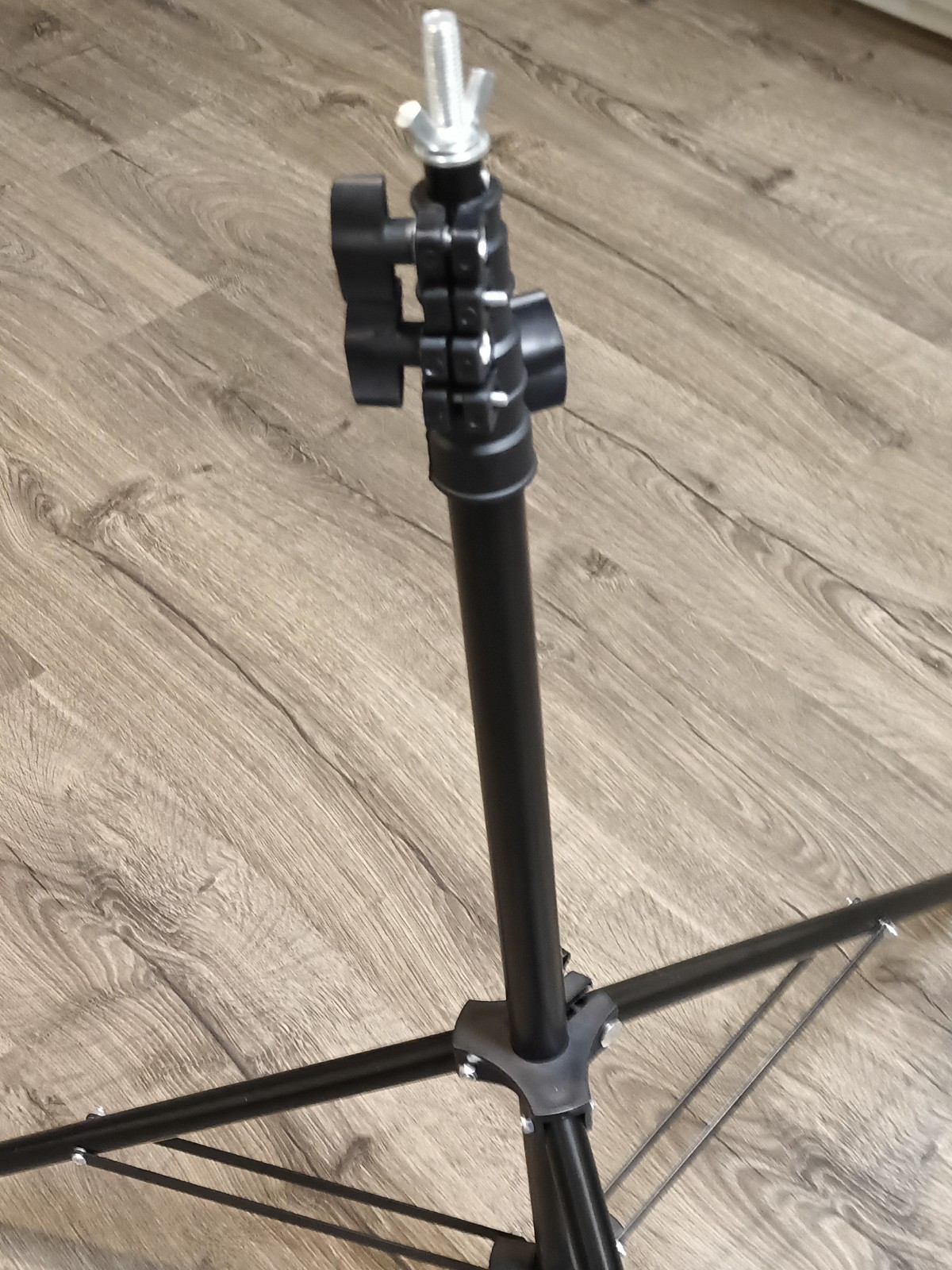 Ultra-Lightweight Retractable Tripod Extends to 96" - Multiple Uses