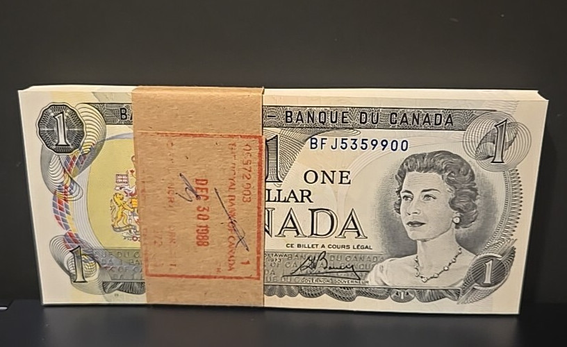 Full Pack of 100 Consecutive 1973 Canadian $1 Uncirculated Notes