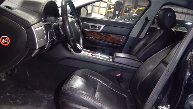 2010 Xf Chassis Control Module Sku#3468489