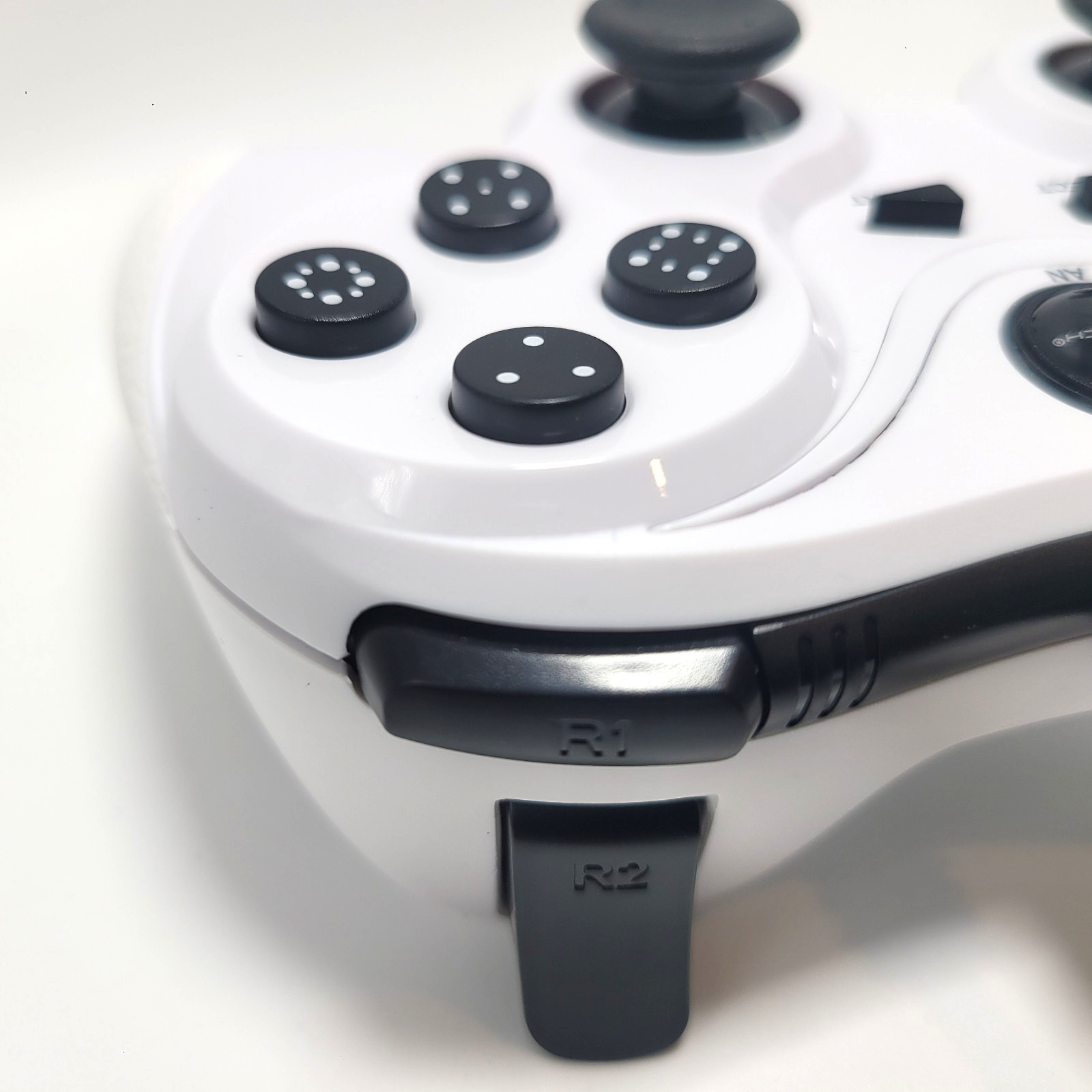 PS One / Playstation 2 / PS1 Analog Wired Controller (PSX/PS2) - White