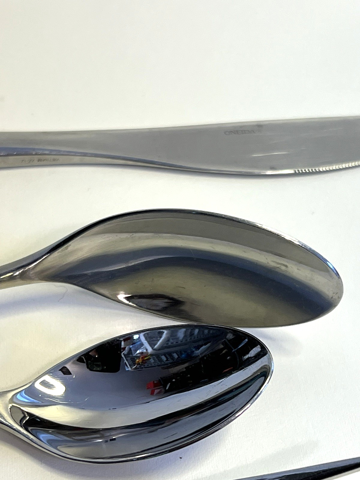 Oneida 18/10 Stafford Mirror Glossy Plain Flatware - Selection