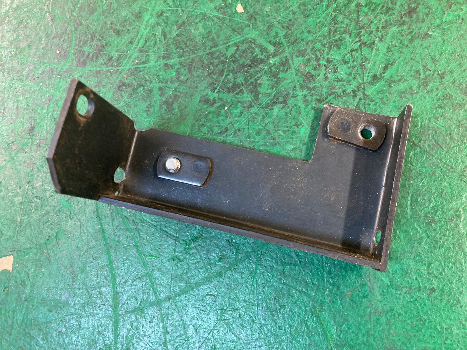 Rockwell Delta 34-335 table saw Mounting Bracket for Blade Guard