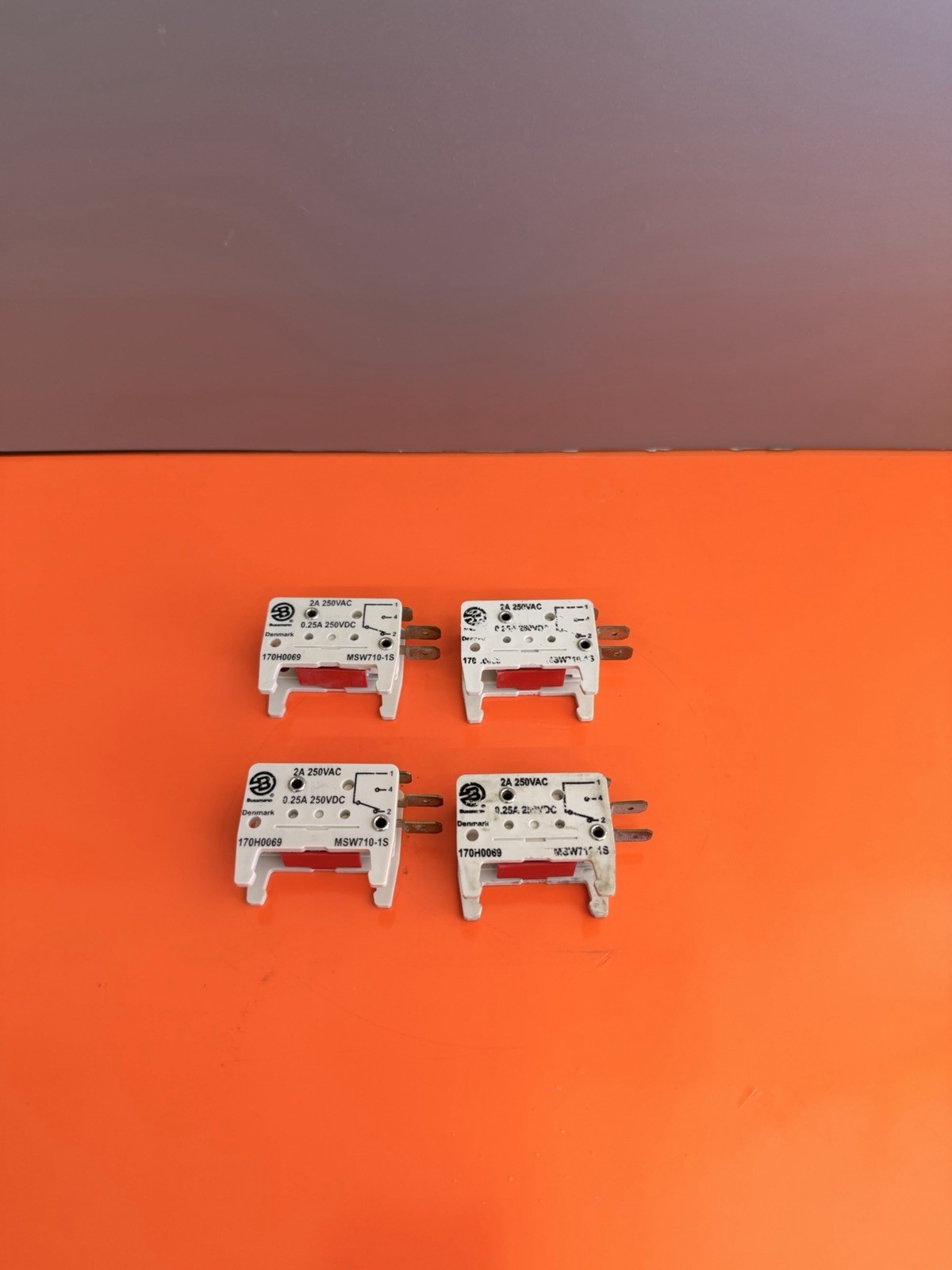 Bussmann Microswitch 2A 250VAC 170H0069 MSW710-1S Qty 4