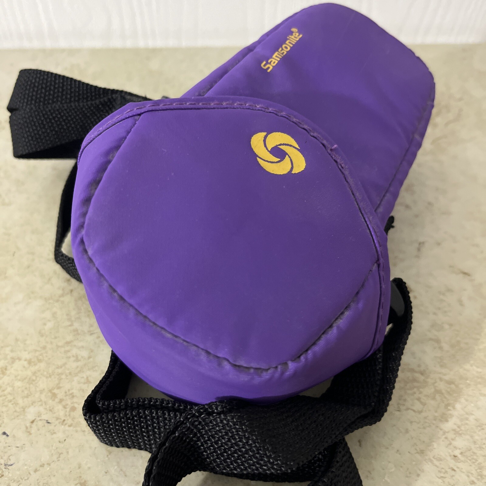 Samsonite Small Camera Case With Shoulder Strap Purple 7” X 3.5” X 2”