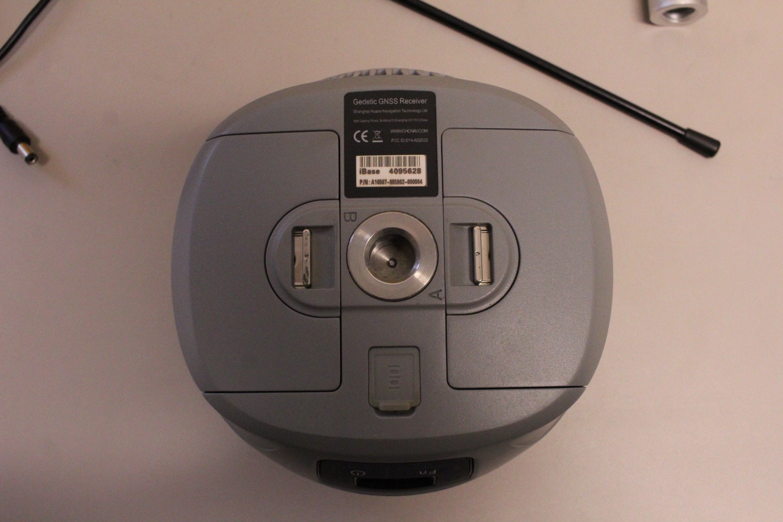 CHC i83 Rover, iBase Receiver, & Handheld Data Collector Bundle *Used*