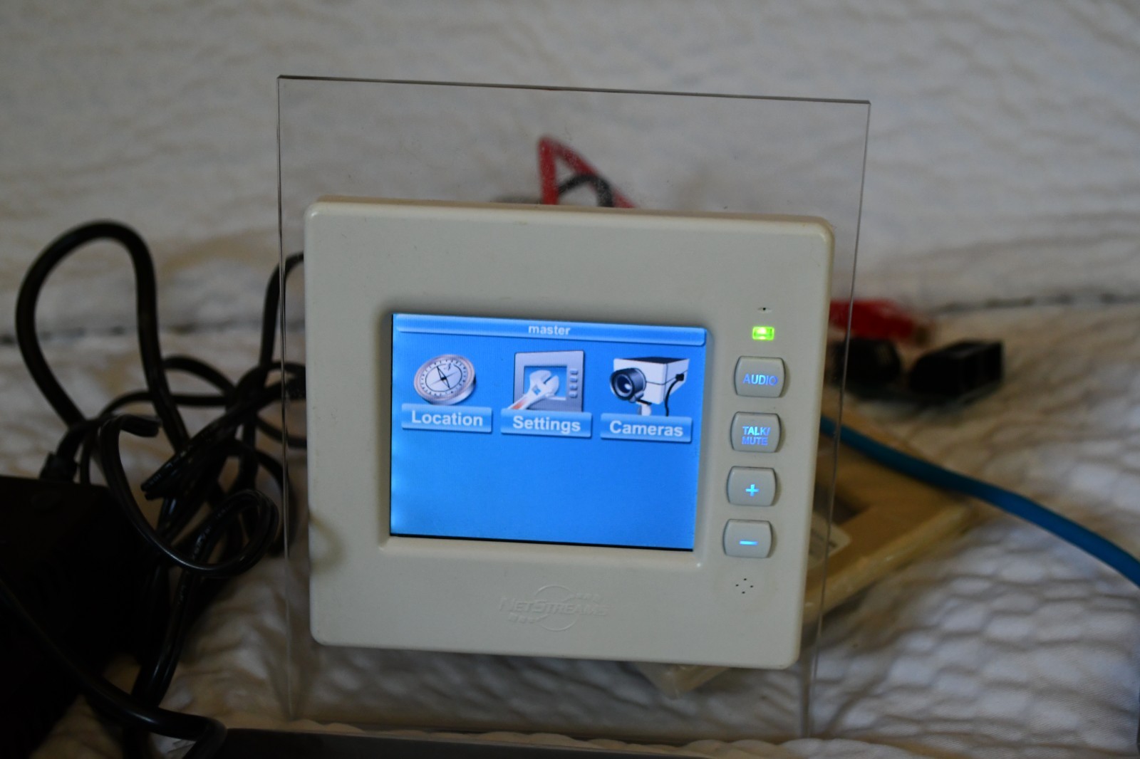 Netstreams Touchlinx TL380 Touchscreen Controller VERY CLEAN W FACEPLATES W5a3