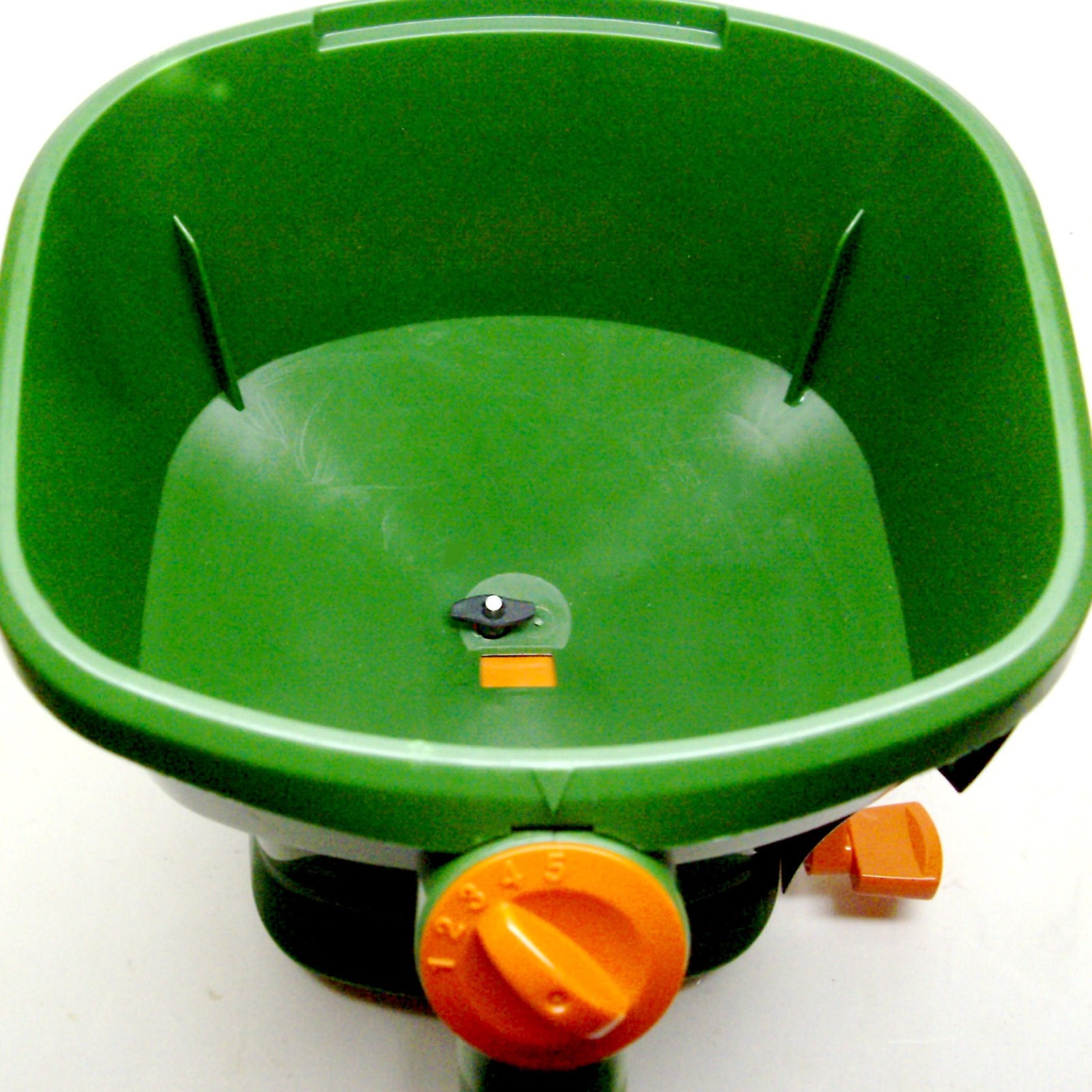 Scotts WHIRL HAND-POWERED Walk Behind Broadcast Seed SPREADER Grass Fertilizer +