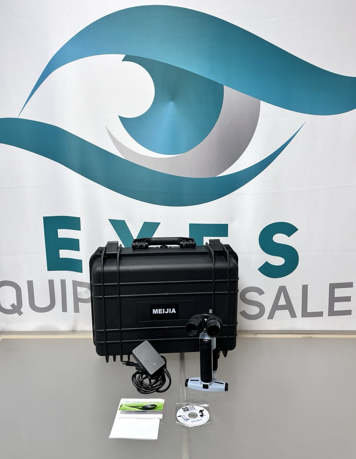 Keeler PSL One SL4 Portable Slit Lamp w/ Carrying Case