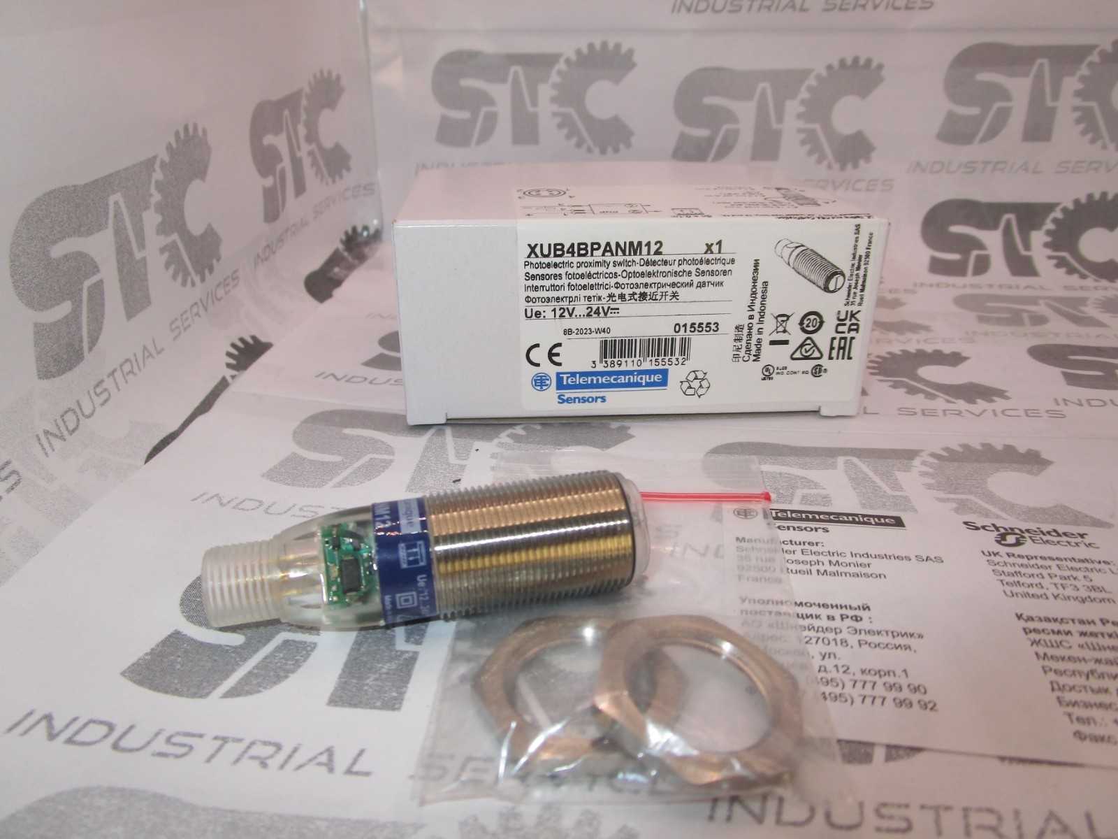 XUB4BPANM12 TELEMECANIQUE Photoelectric diffuse sensor - Original item