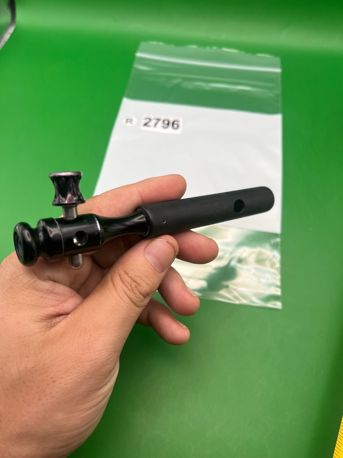 Autococker Bolt