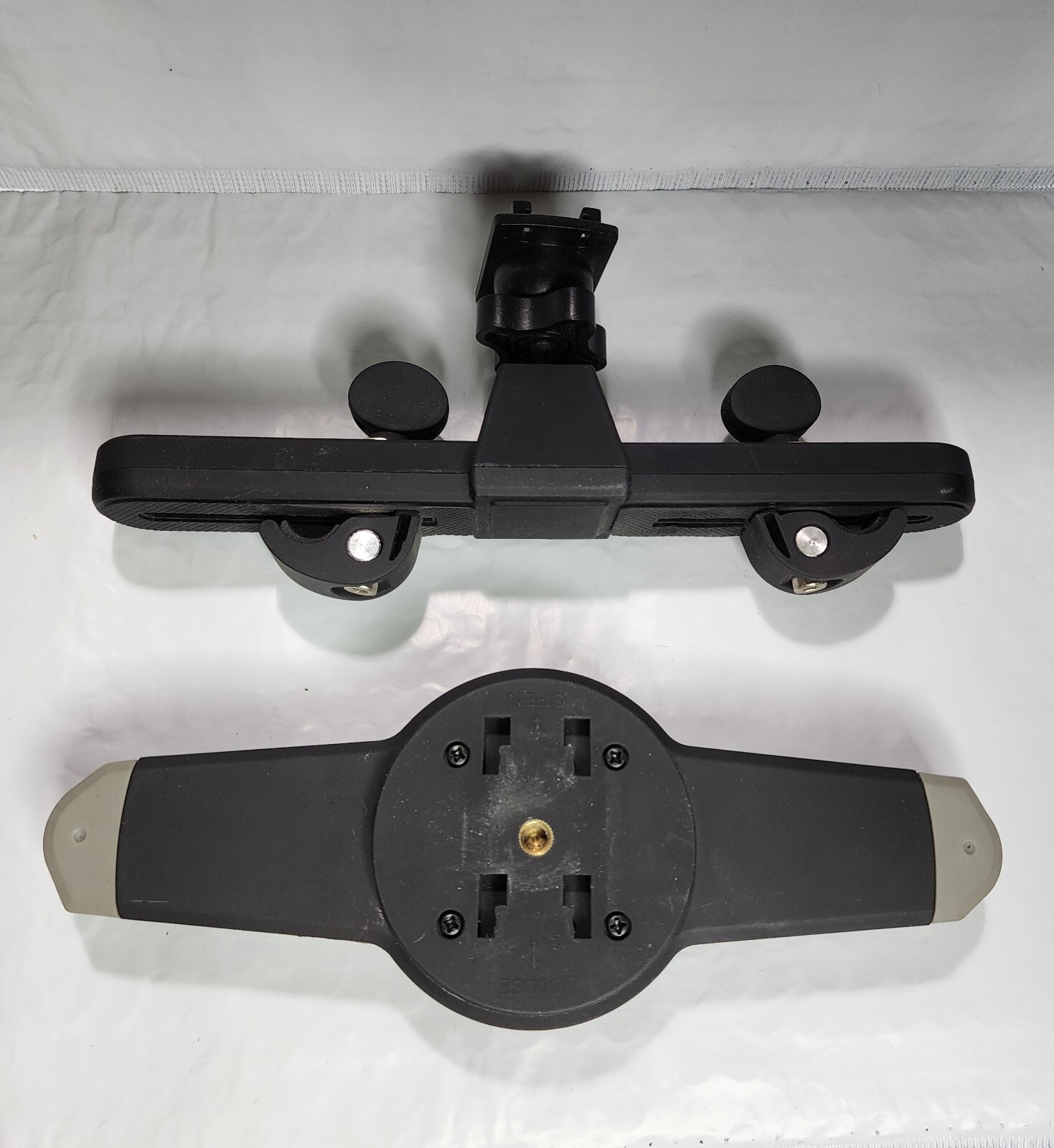 Unbranded Universal Headrest Tablet Mount For 7" To 10.5" Tablets Android Apple!