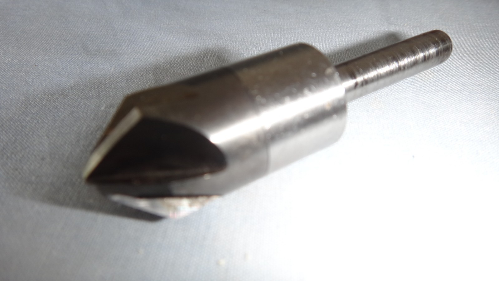 5/8" Head Dia, 82 Deg Included Angle, 6 Flute, Solid Carbide, countersink
