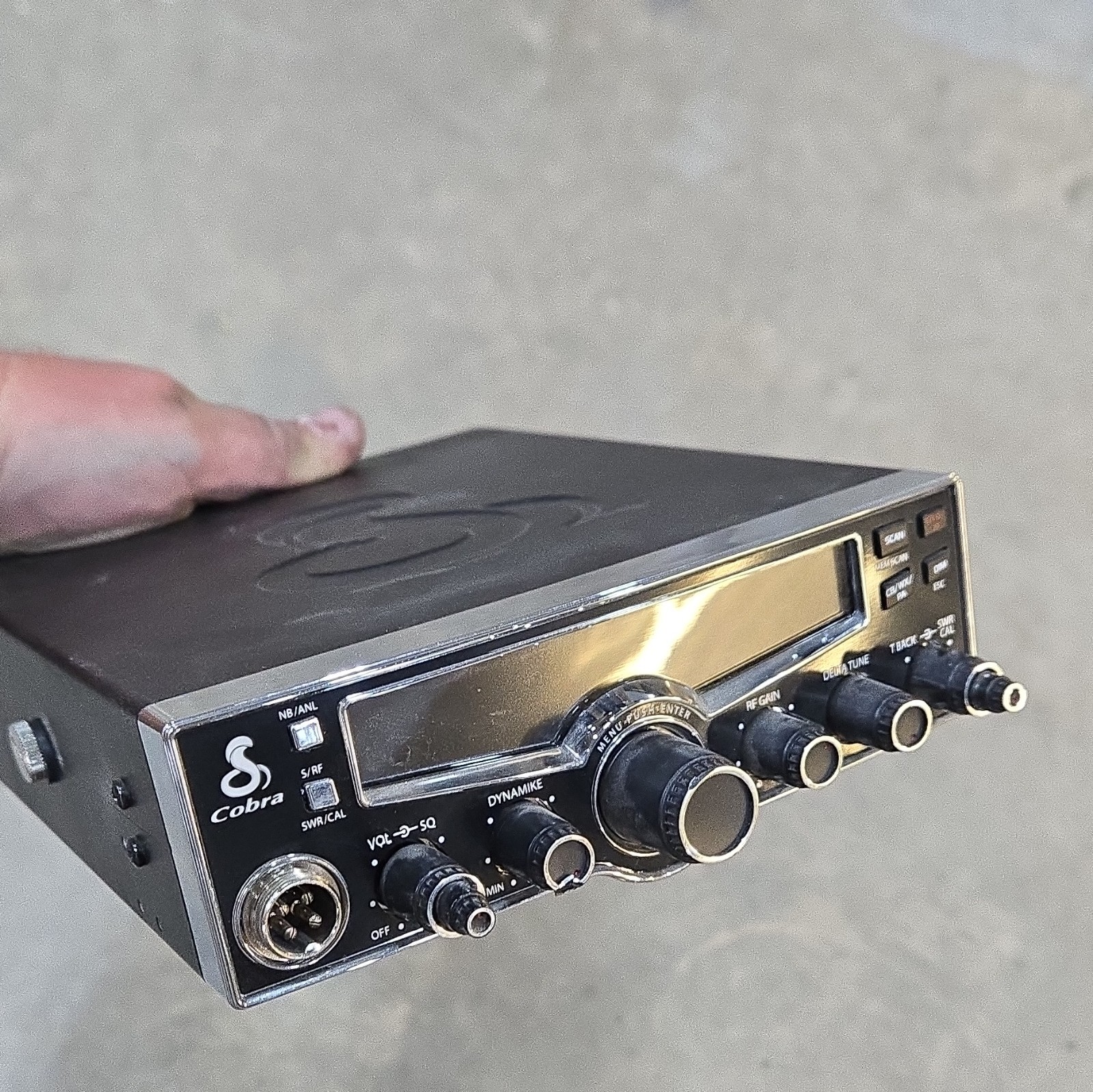 Cobra 29 LX CB Radio 40CH Mobile/In-Vehicle ANL Scan 12V Black/Silver