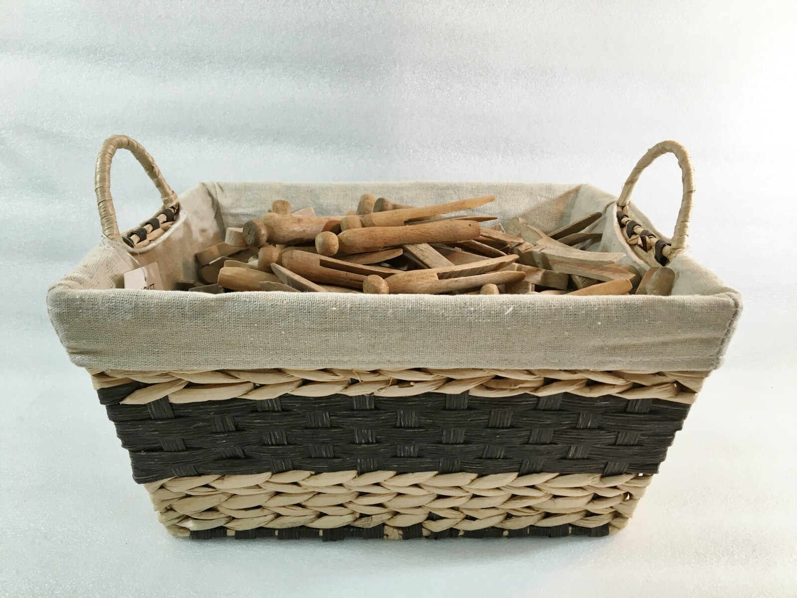 Wicker Basket w/Cloth Liner Filled w/Round & Flat Top Clothes Pins