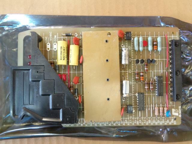 RELIANCE AUTOMATE 31C60 OUTPUT CARD MODULE, 115V AC 1.0A, PLC PROGRAMMABLE LOGIC