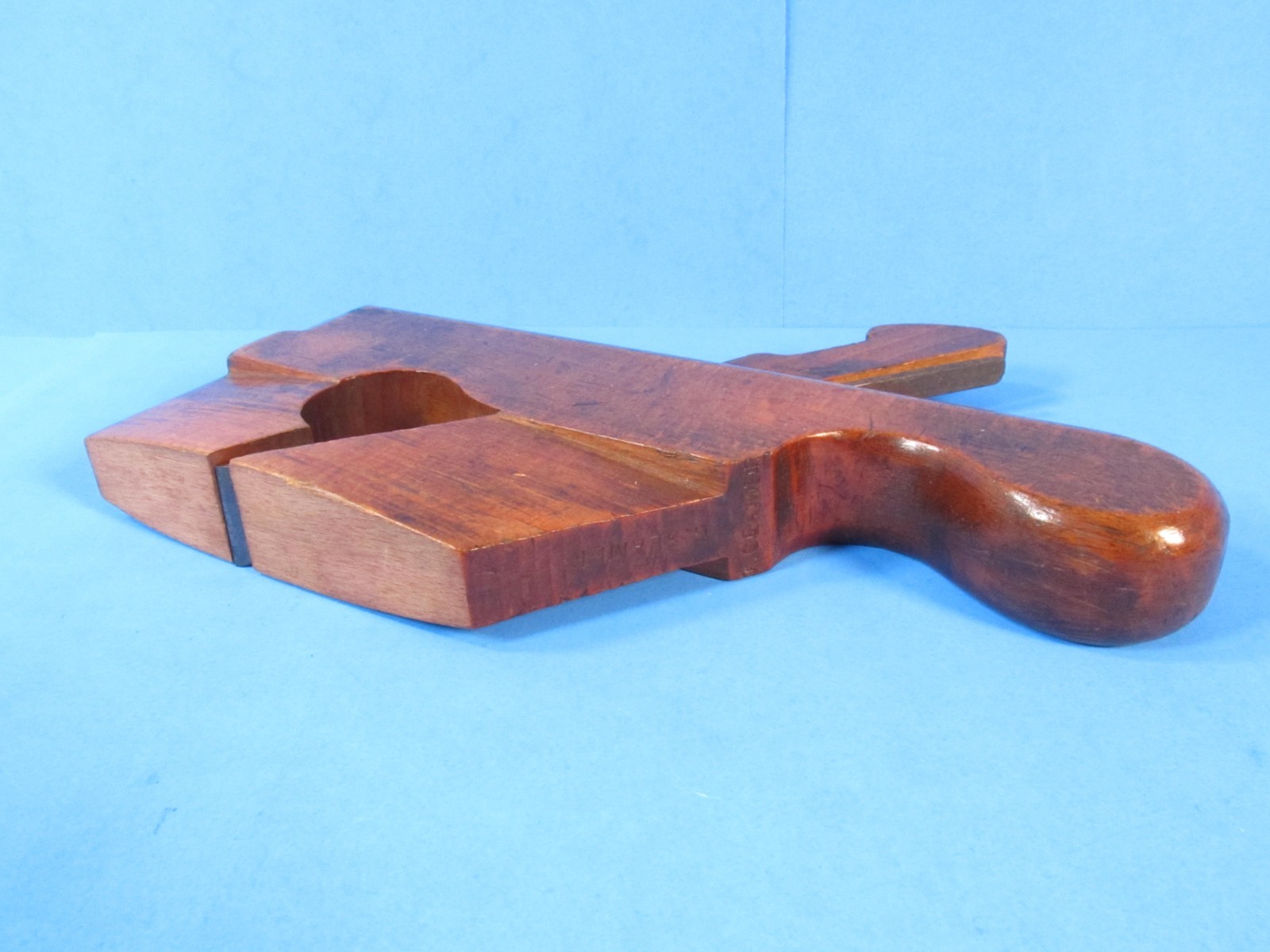 matched pair same radius Sims London wood molding planes 1 curved 1 compassed