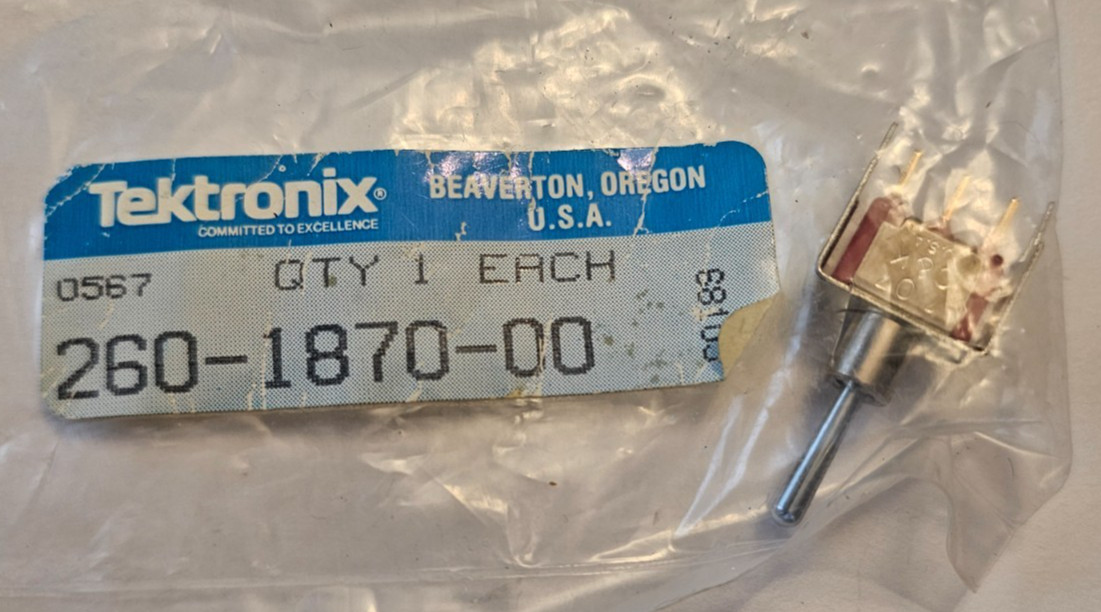 Tektronix 260-1870-00