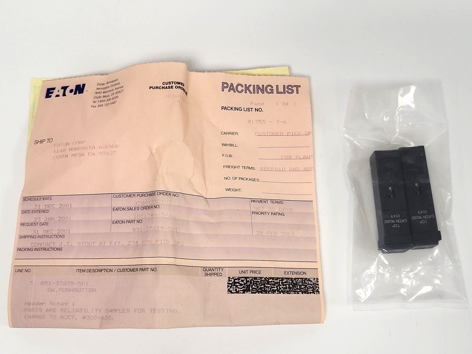 Lot of 2 Eaton THR Push Button, SW, 851-37839-501