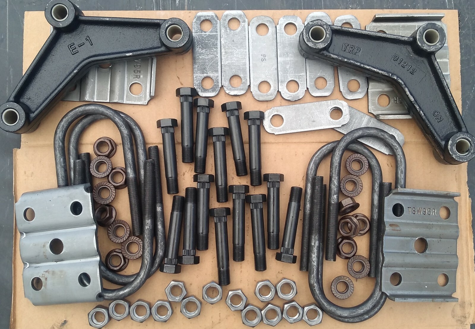Trailer replace kit for 7k 7,000  tandem equalizers shackles bolts 3500 lb axles