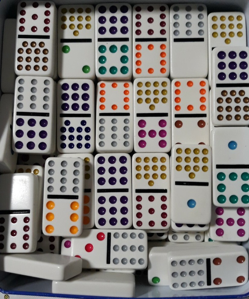 Replacement Dominoes: SINGLE BONE SALE. PICK WHAT YOU NEED, PLEASE READ DESCRIPT