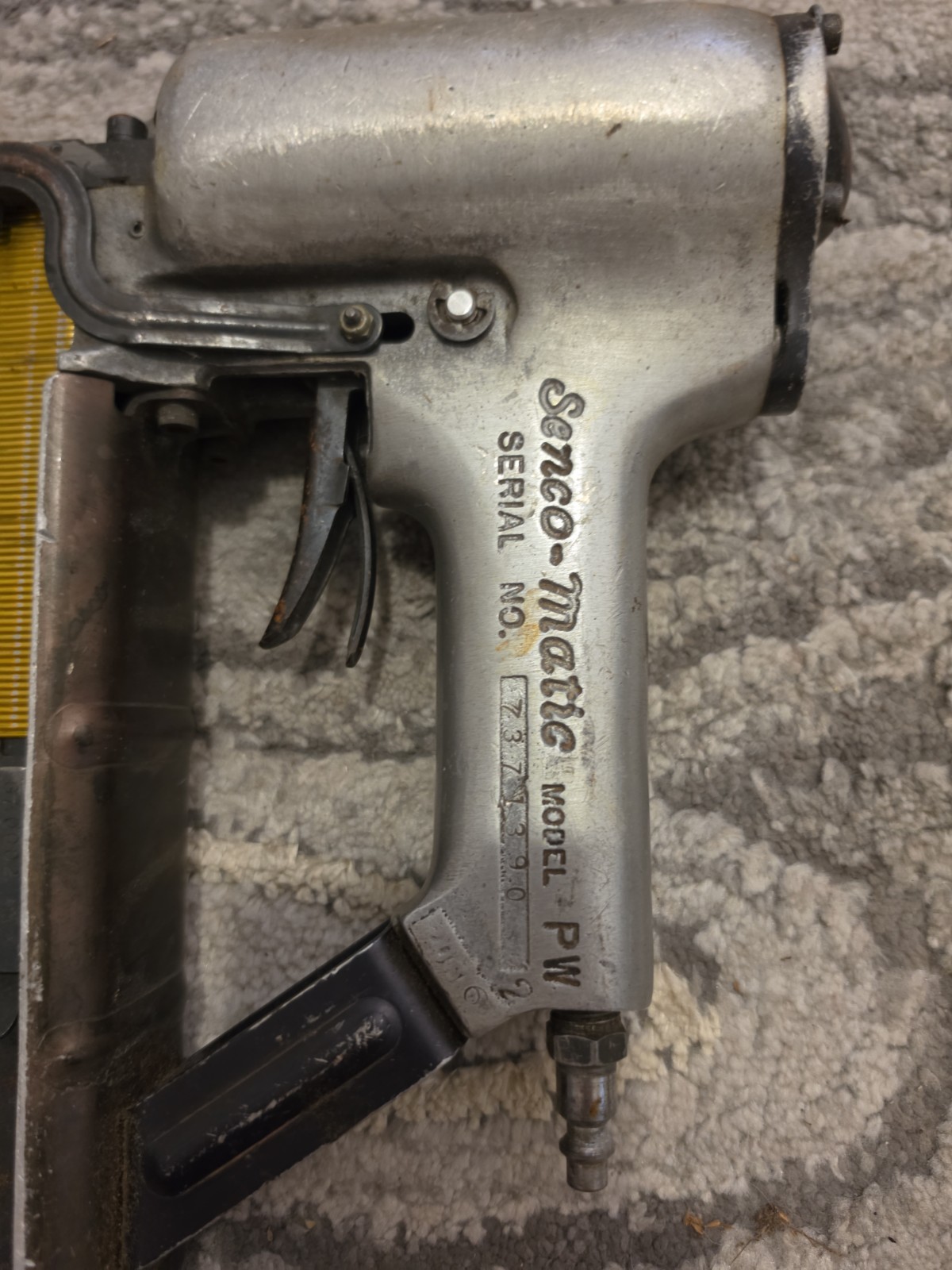 SENCO PW Roofing Stapler