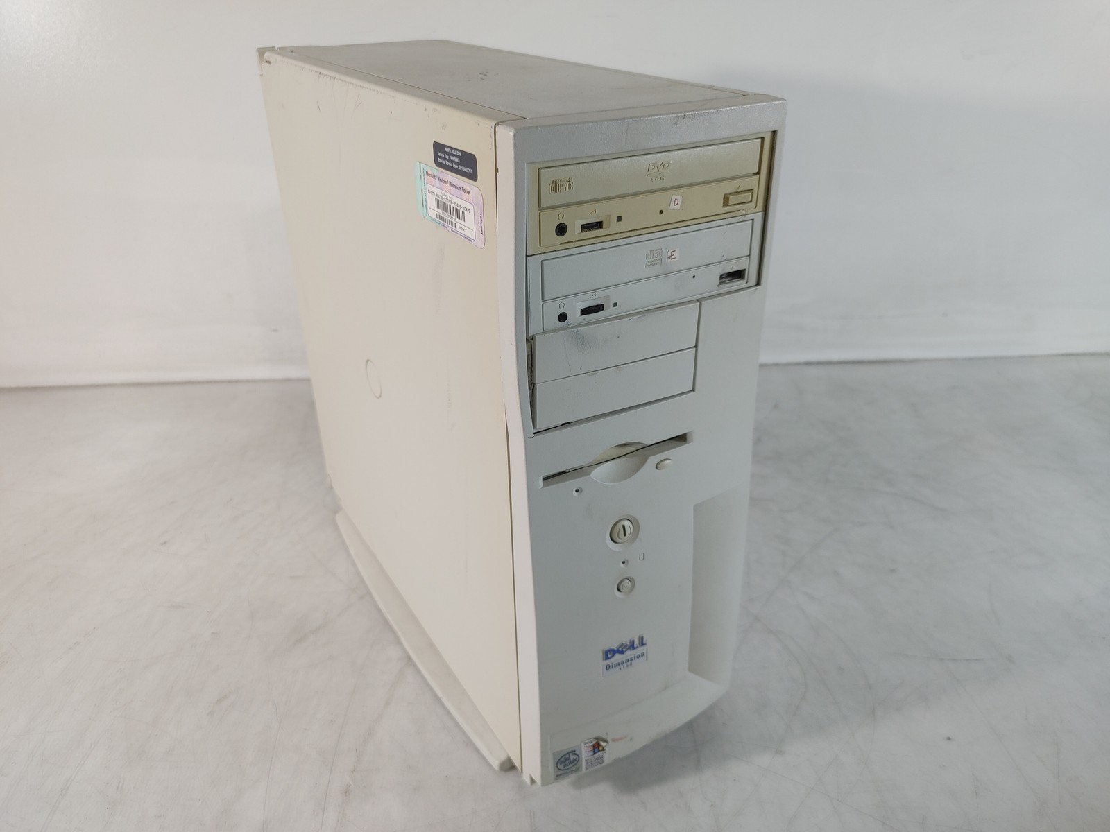 Vintage Dell Dimension 4100 Intel Pentium III 1.00 GHz 128 MB SDRAM Desktop