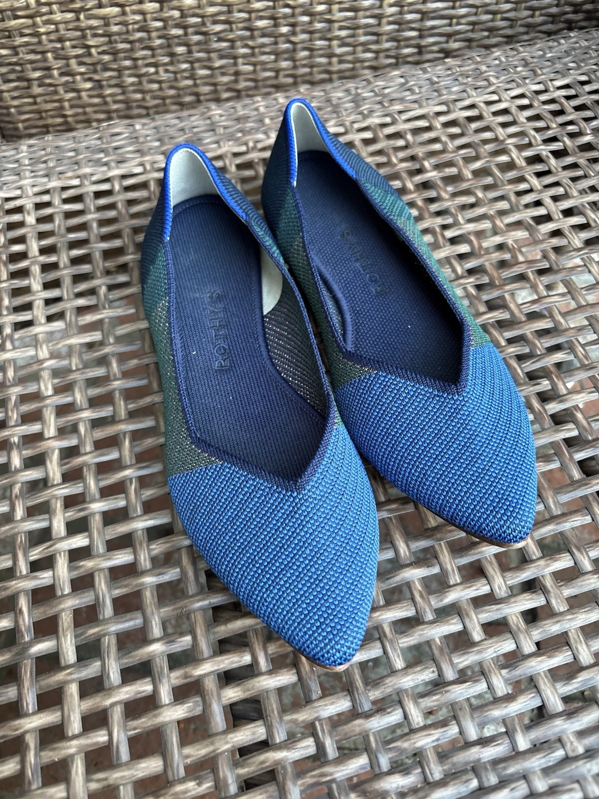 Rothy’s The Point Metallic Berry Limited Edition Size 7