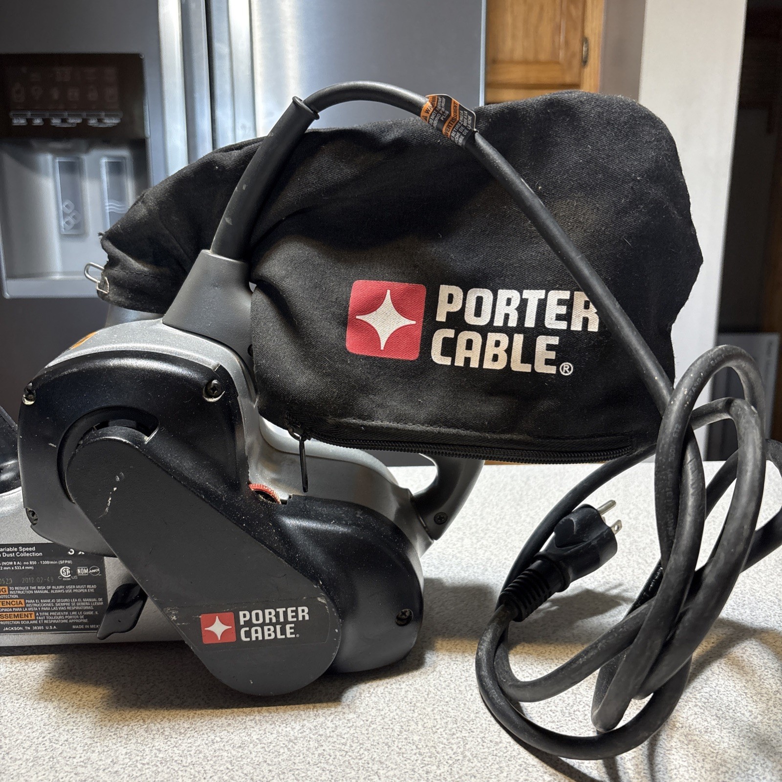 Porter Cable 352vs variable speed belt sander 3"x21" with bag
