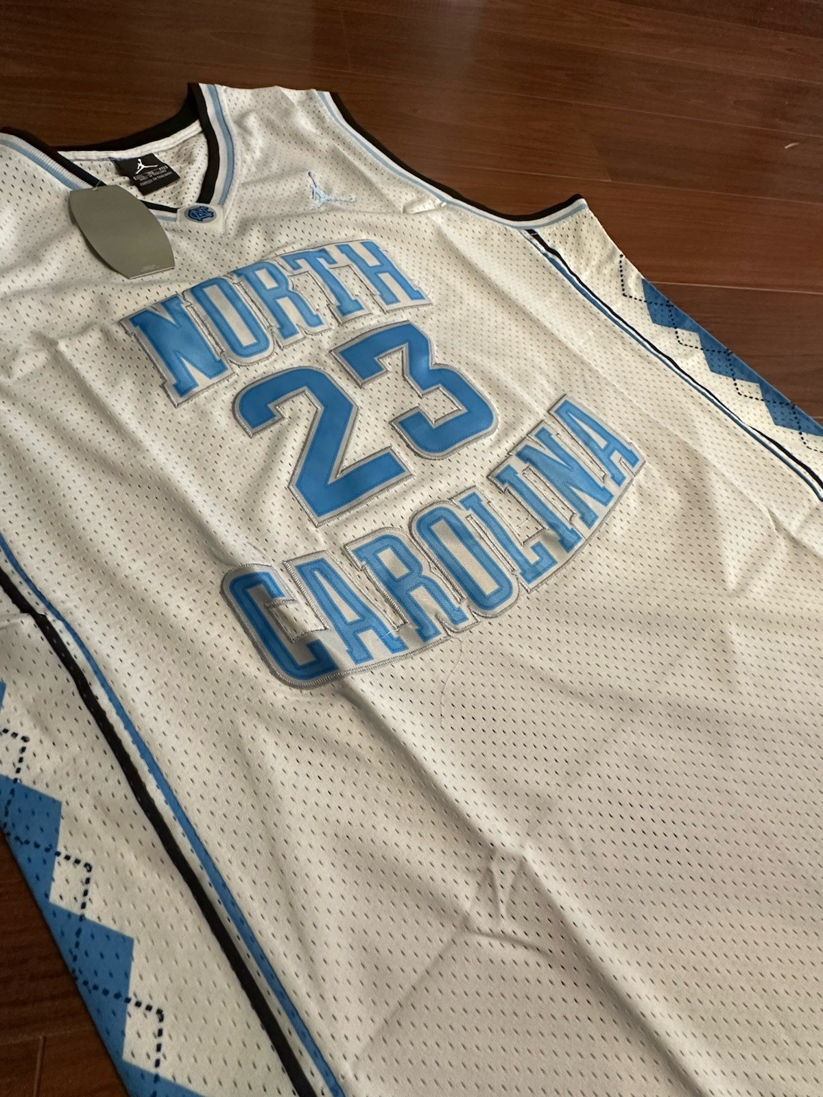 NWT Michael Jordan Basketball Jersey XXL #23 North Carolina Tar Heels White