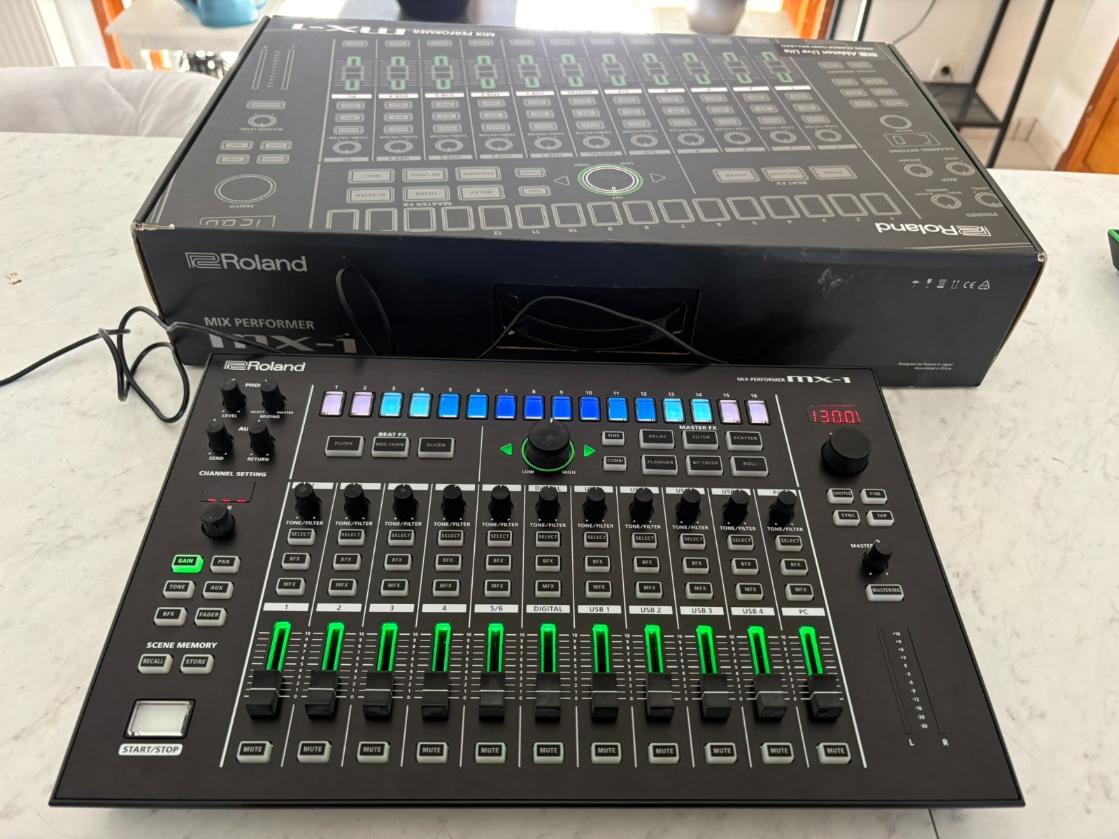 Roland MX1