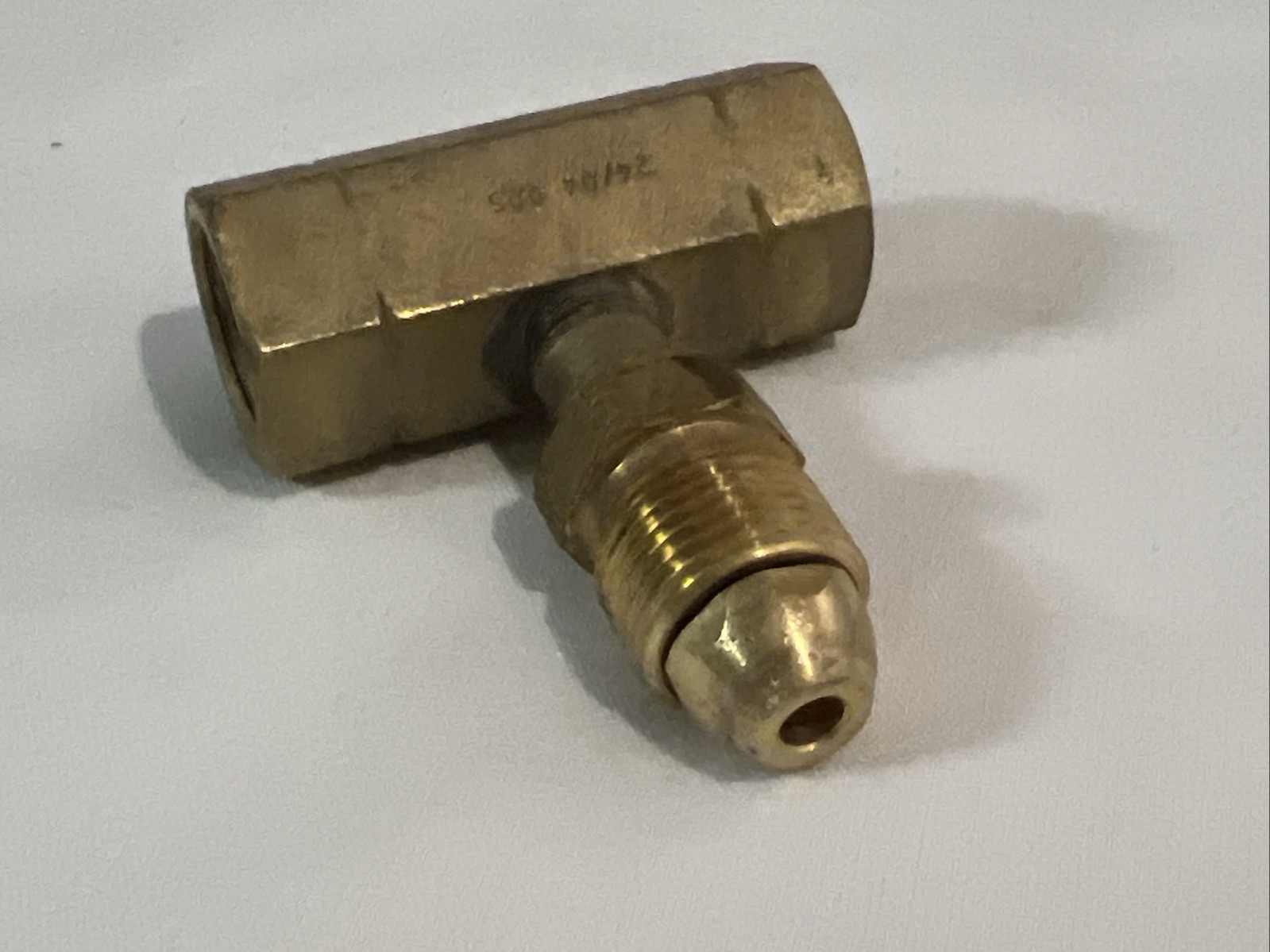 Tee Block POL Tee Manifold F. POL x M. POL for LP Propane Cylinder
