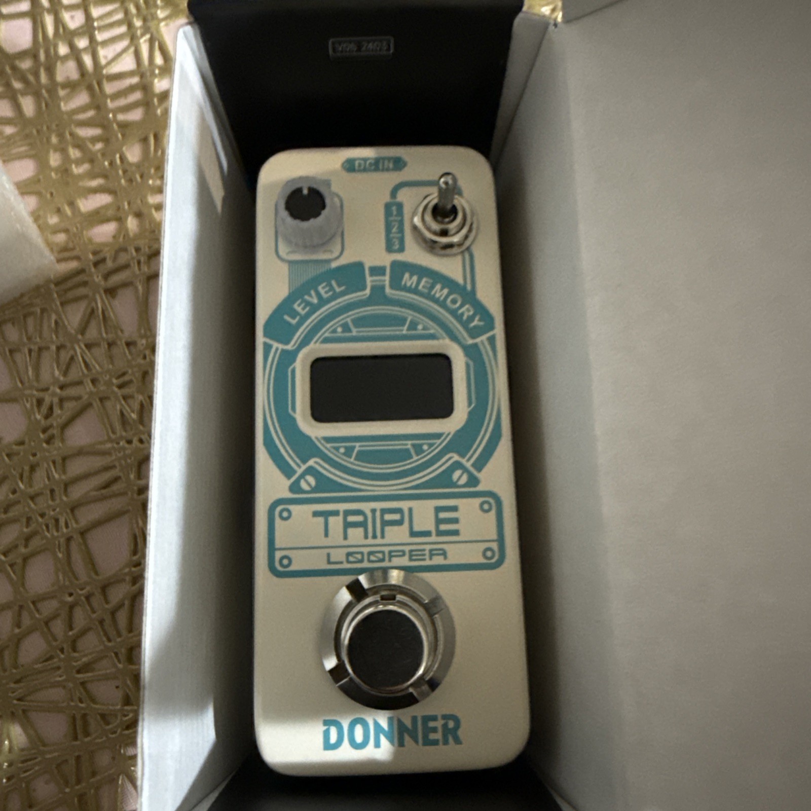 Donner Triple Looper Guitar Pedal, 90 mins Looping Time Loop Pedal with Screen