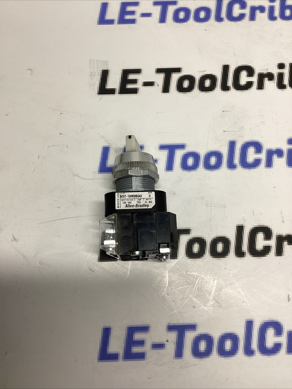 Allen Bradley Illuminated Selector Switch 800T-16HW2KB6AX Ser U W/ 800T-XA I-905
