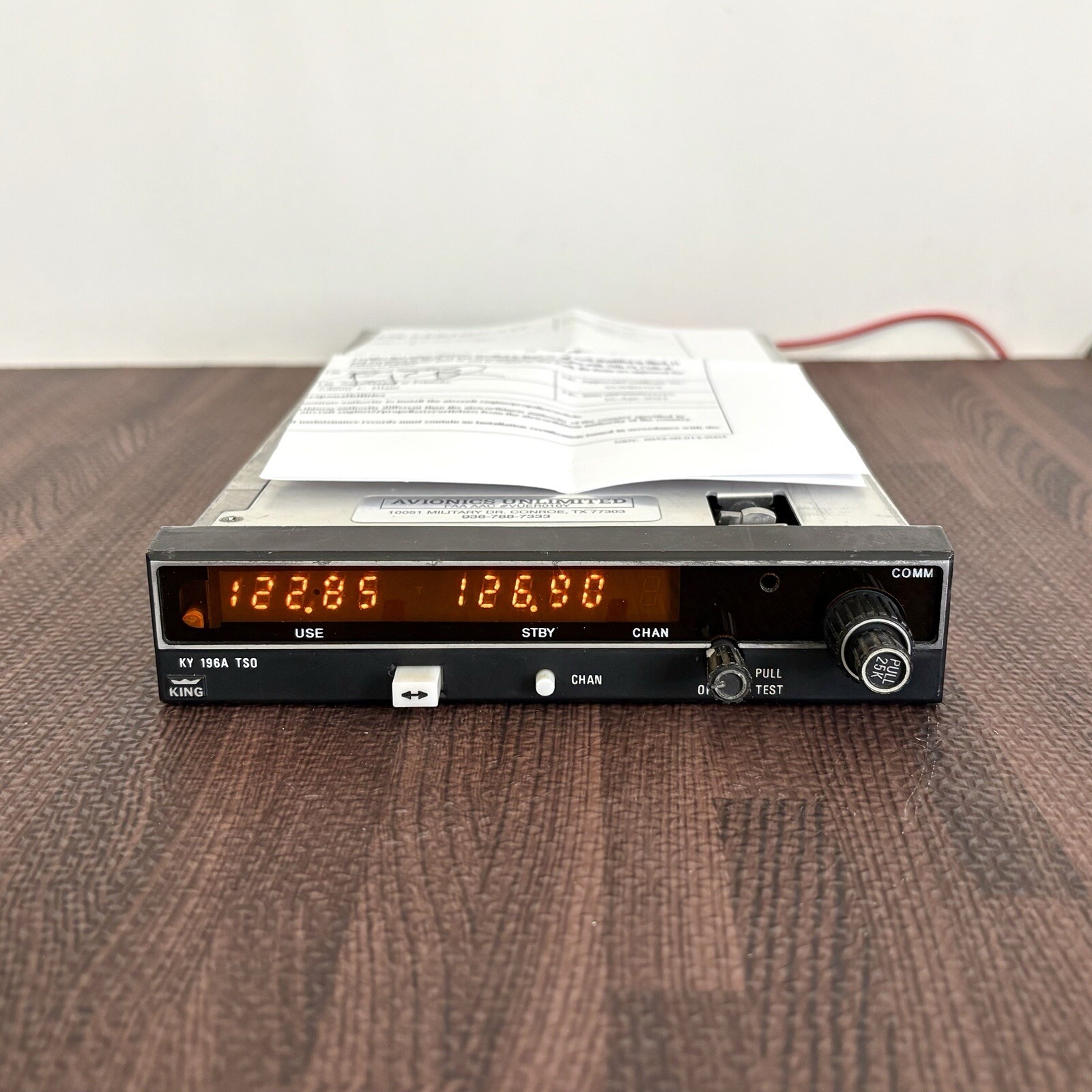 Bendix King KY-196A 28V VHF Comm Transceiver 064-1054-30 with New FAA 8130