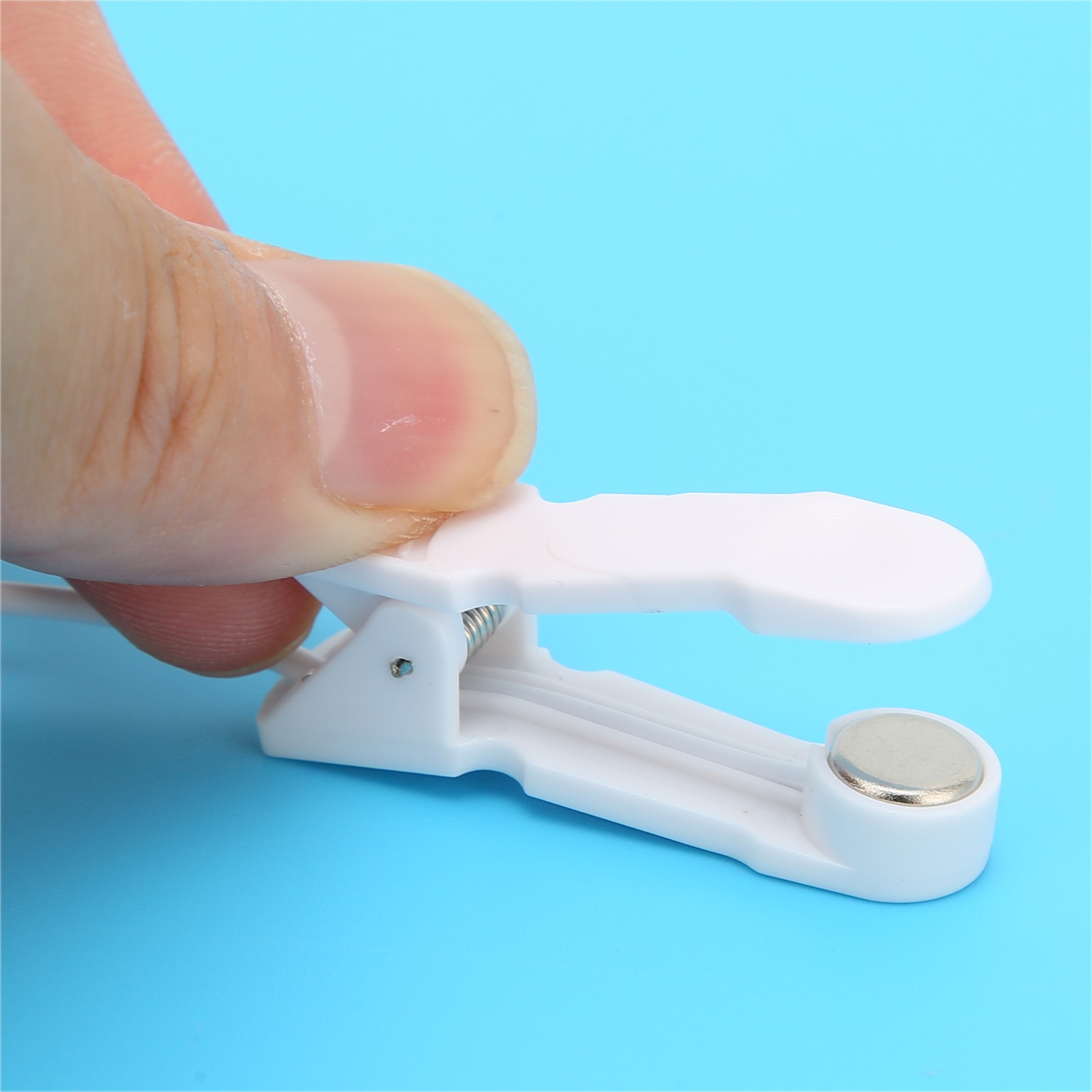 1 TENS Ear Clip Durable Connection Cable For Digital Therapy Machine