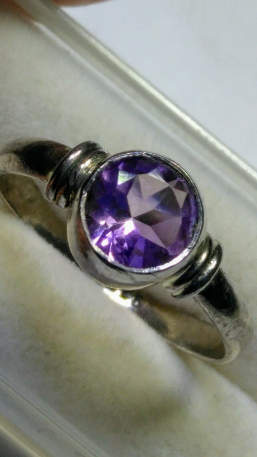 CUTE NATURAL SMOKY QUARTZ IN STERLING SILVER.925  RING SIZE 8.75-9.0!