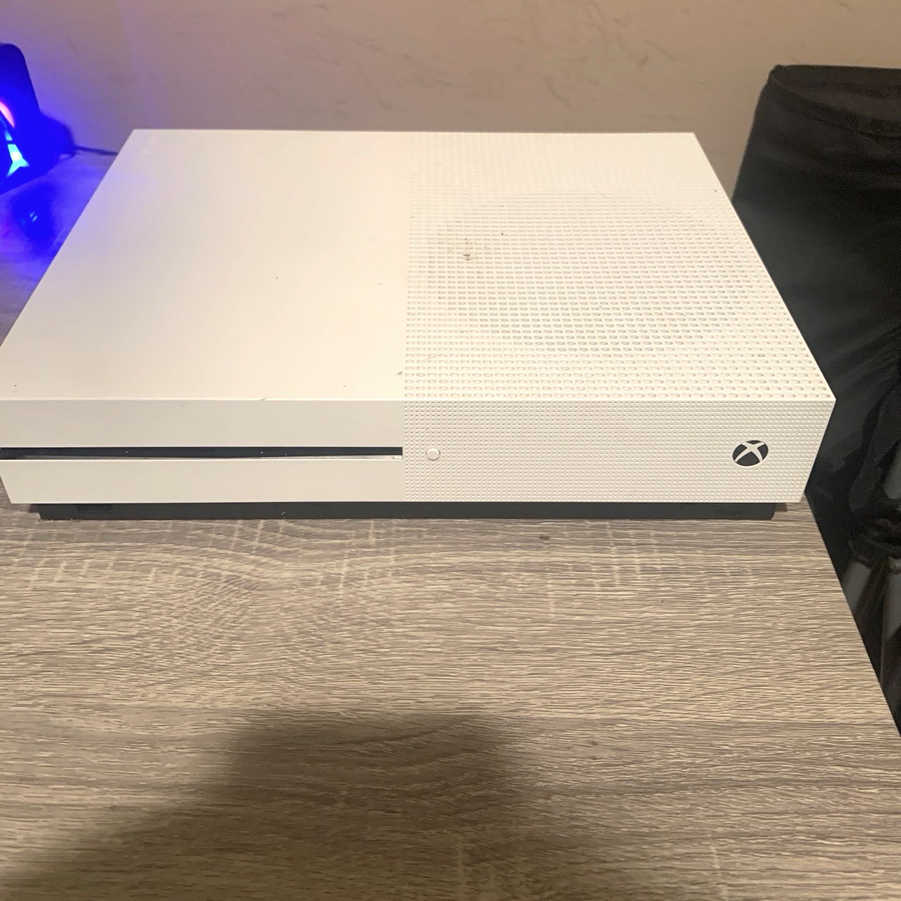 Microsoft Xbox One S White Home Console w/ Black & Green Wired Controller