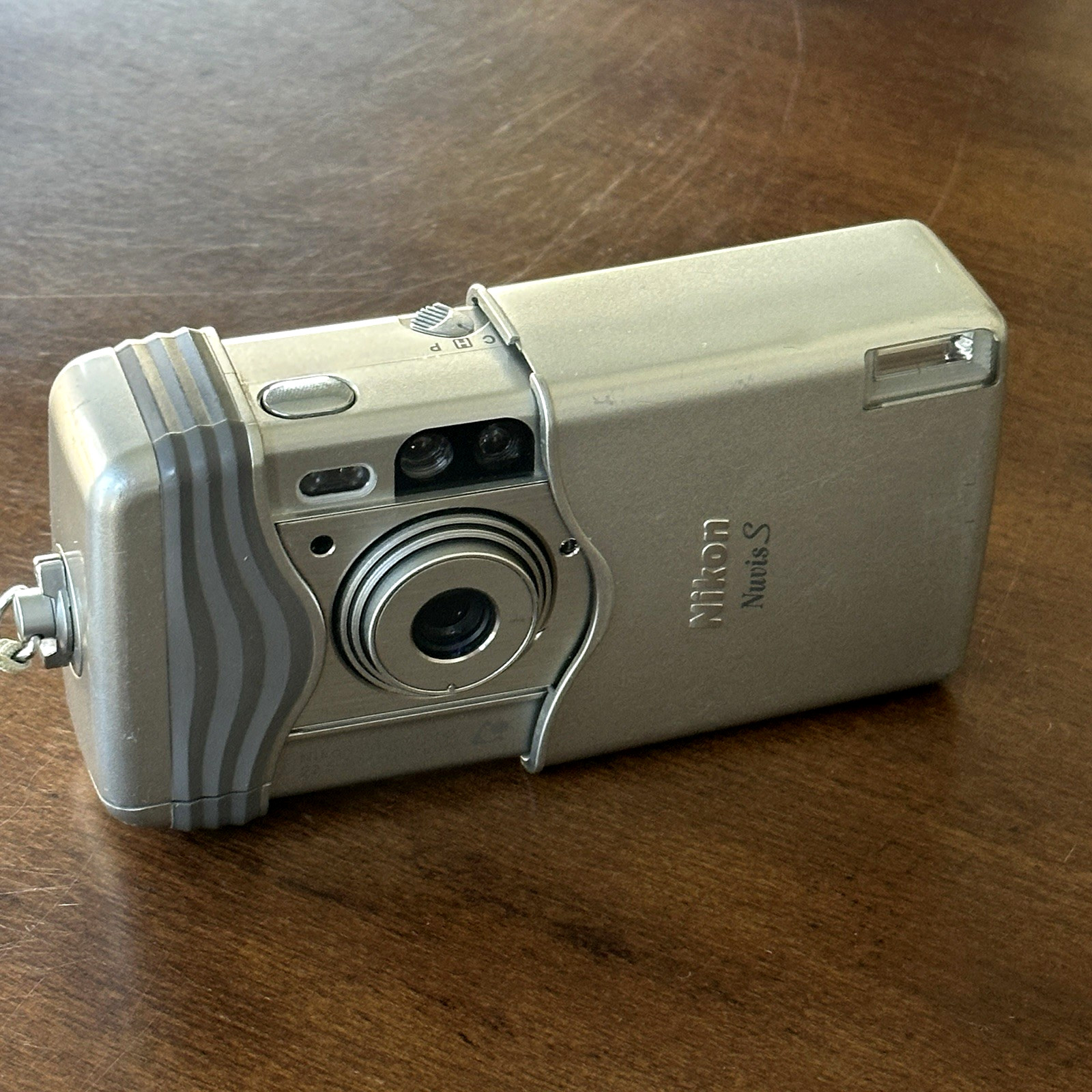 ⭐ Nikon Nuvis S IX 240 APS Film Camera Silver - TESTED WORKING ⭐