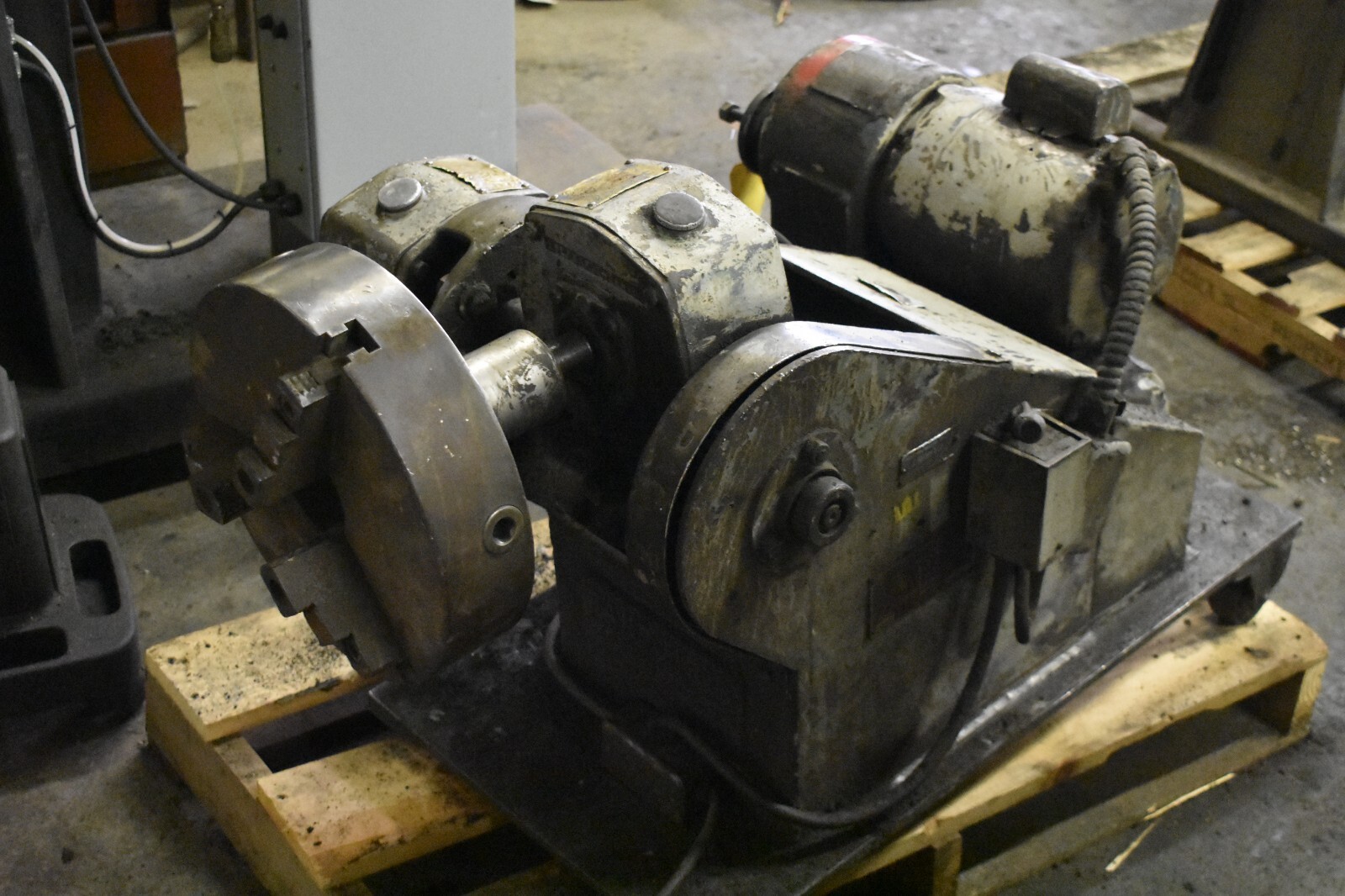 250 LB PANDJIRIS "25MVRHT" VARIABLE-SPEED WELDING POSITIONER w/CHUCK - #30173