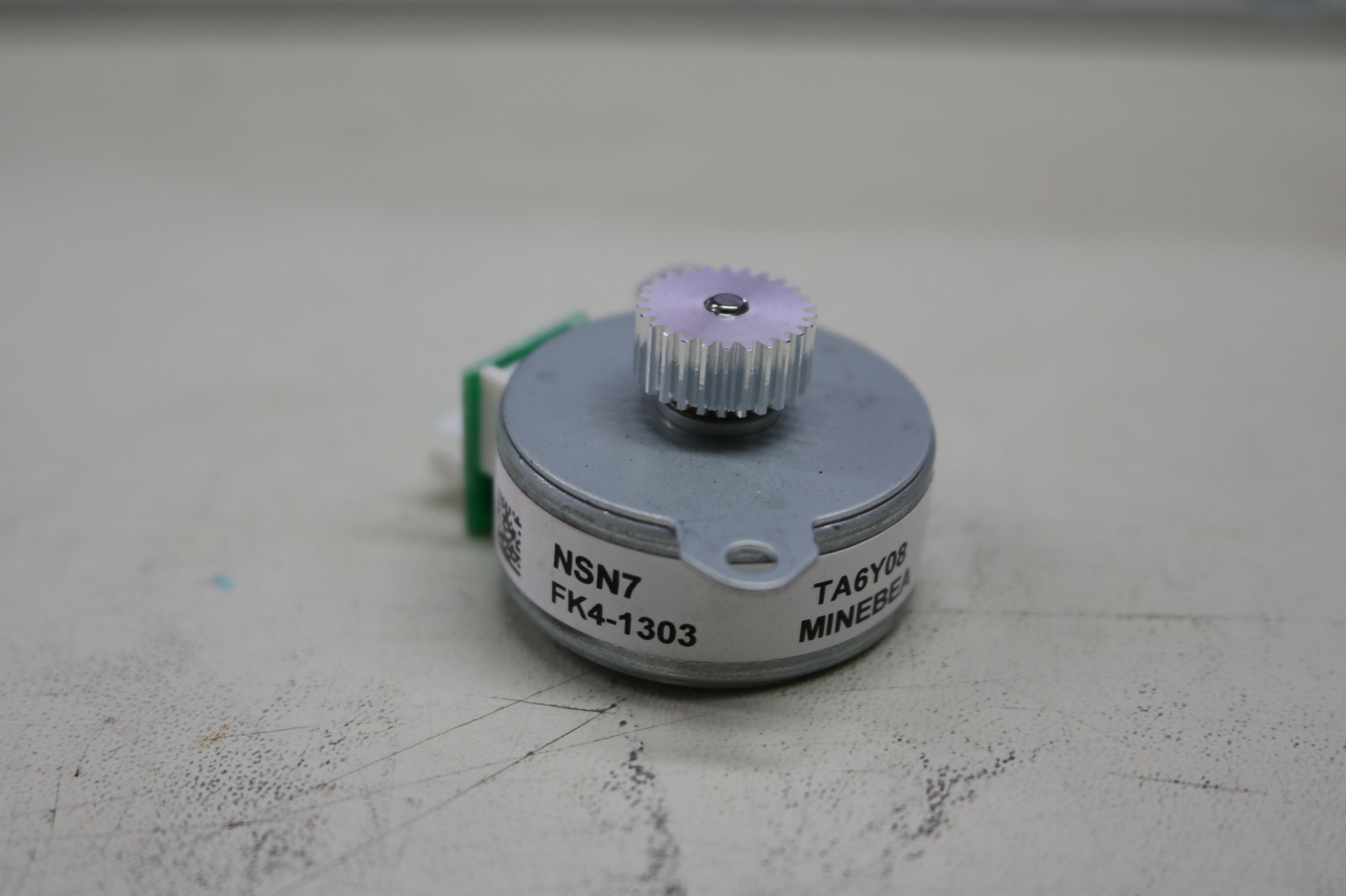 Minebea Stepper Motor NSN7 FK4-1303 TC6Y08
