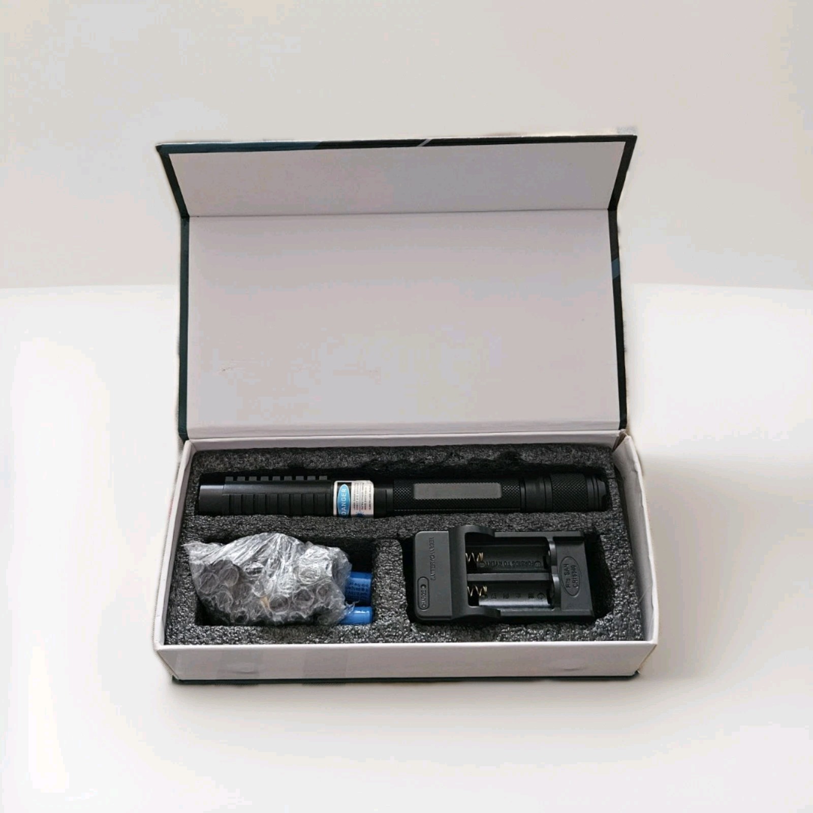 450nm Blue Laser Pointer Pen Adjustable Focus Laser Flashlight Visidle Beam+Case