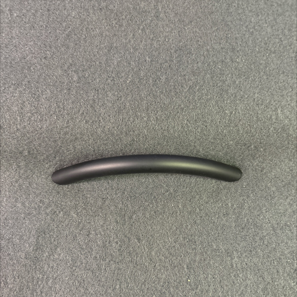 3-3/4" Avante Bow Pull Flat Black