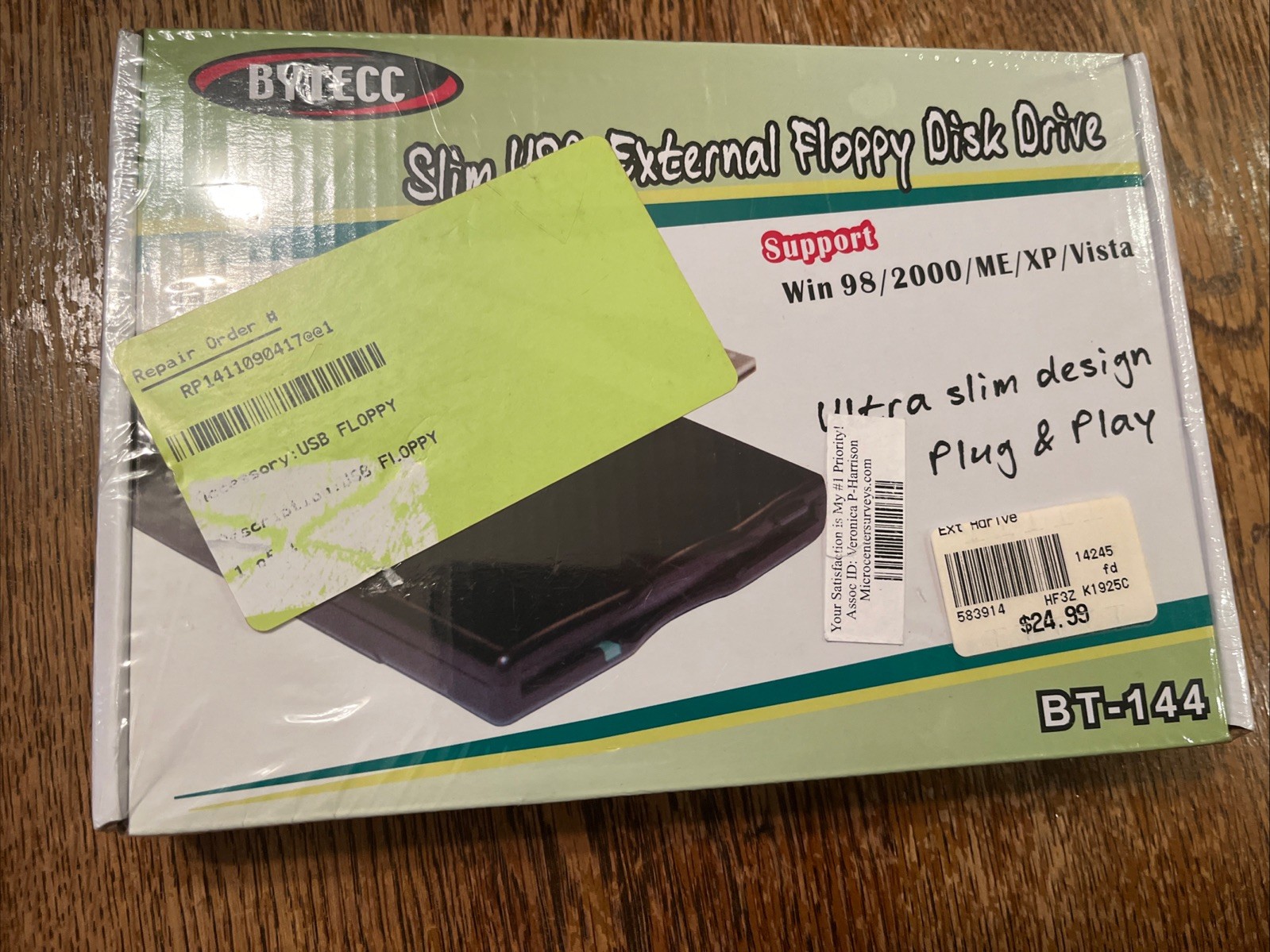 BYTECC BT-144 Slim USB External Floppy Disk Drive 3.5"  -- Plug & Play.