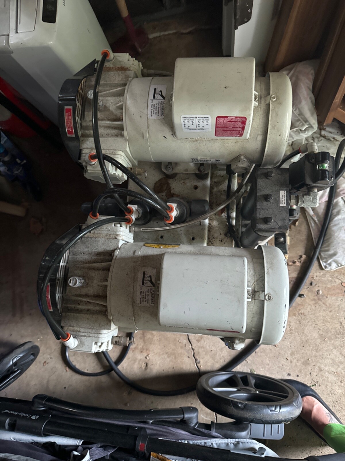 CustomAir by Ramvac Dental C1 Control Air Compressor System -1 Working Cylindar