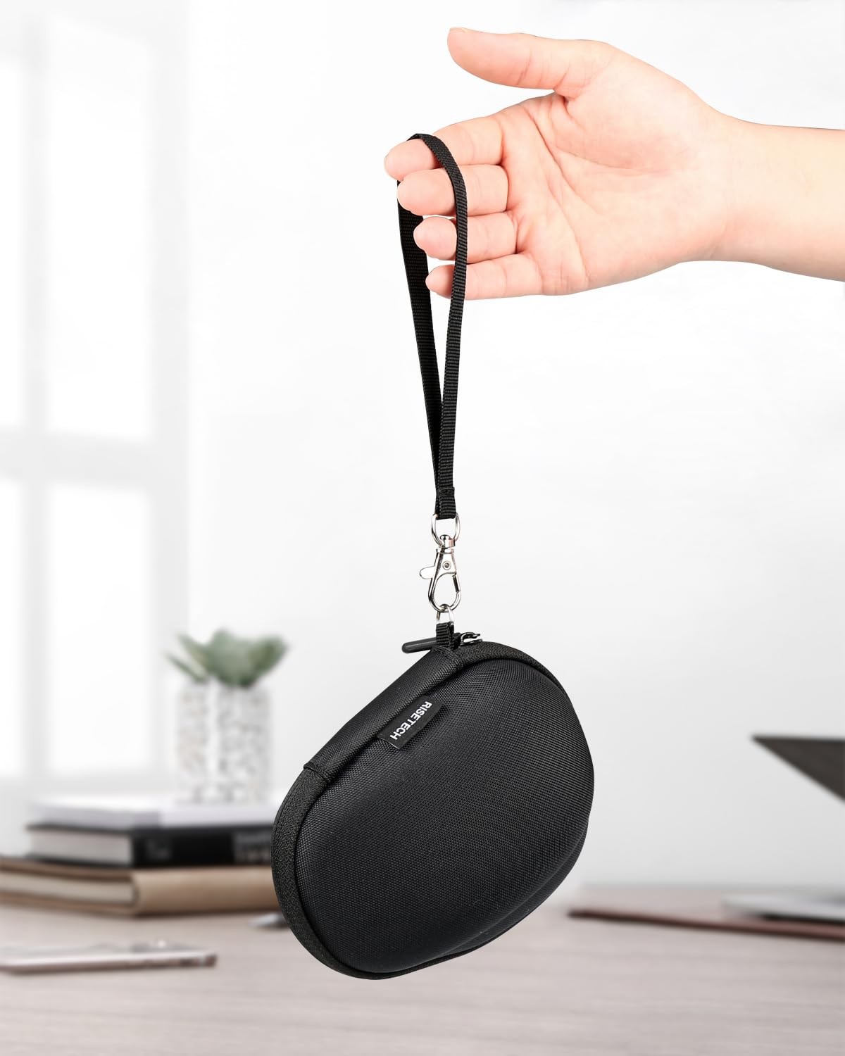 Hard Travel Mouse Case Compatible with Logitech MX Master 4, Master 3S / 3, M...