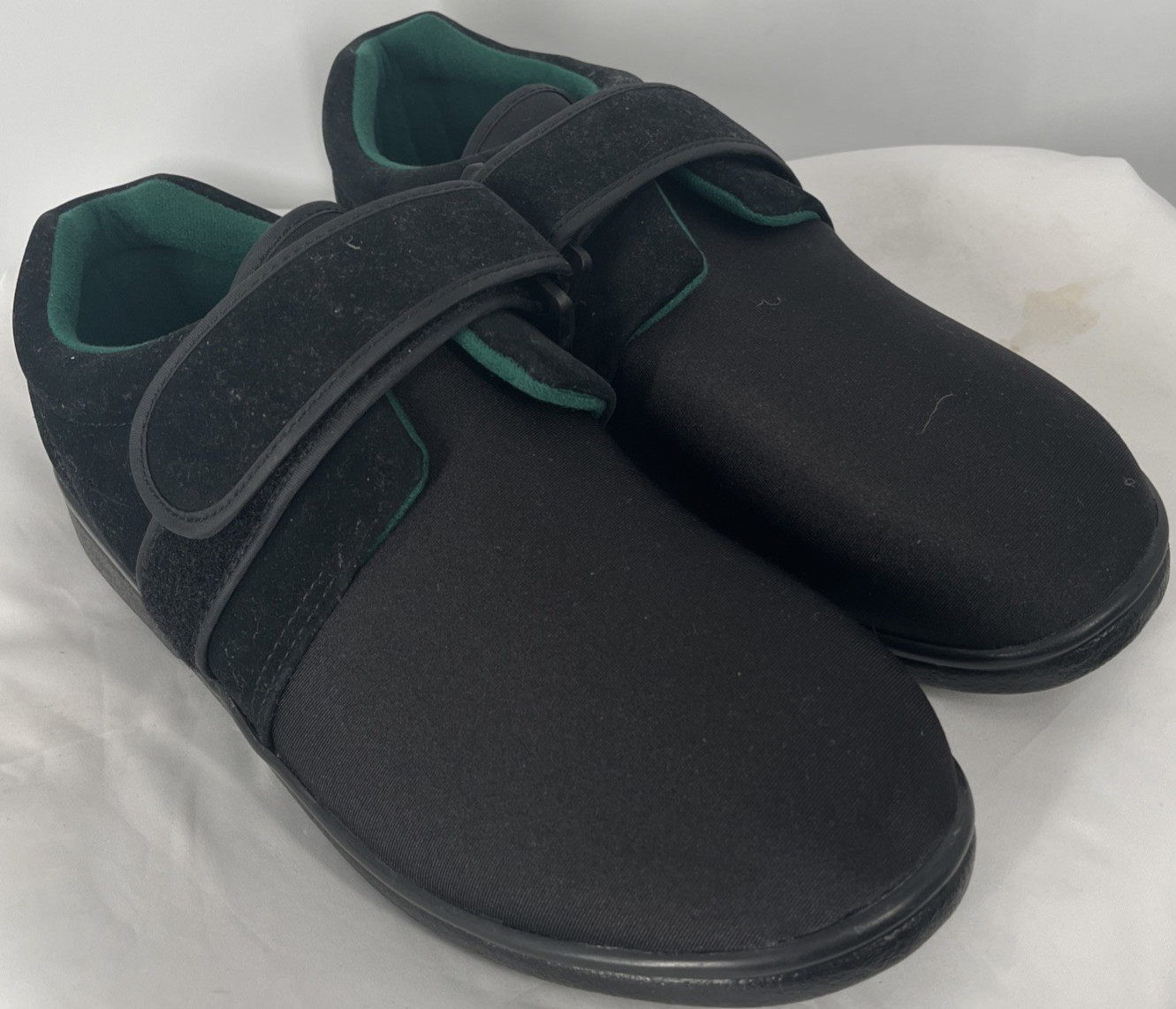 NWOB Gentle Step by Darco Men's Azo Free Black Diabetic Shoes US Size 13.5M