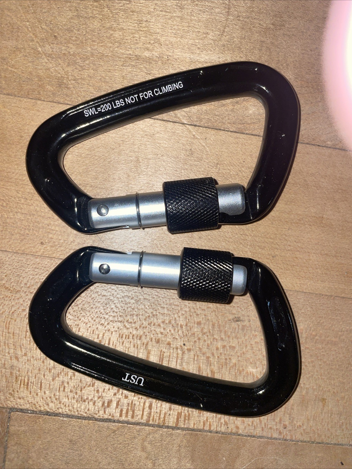 2 New UST Locking Utility Carabiners SWL=200 Lbs Not For Climbing