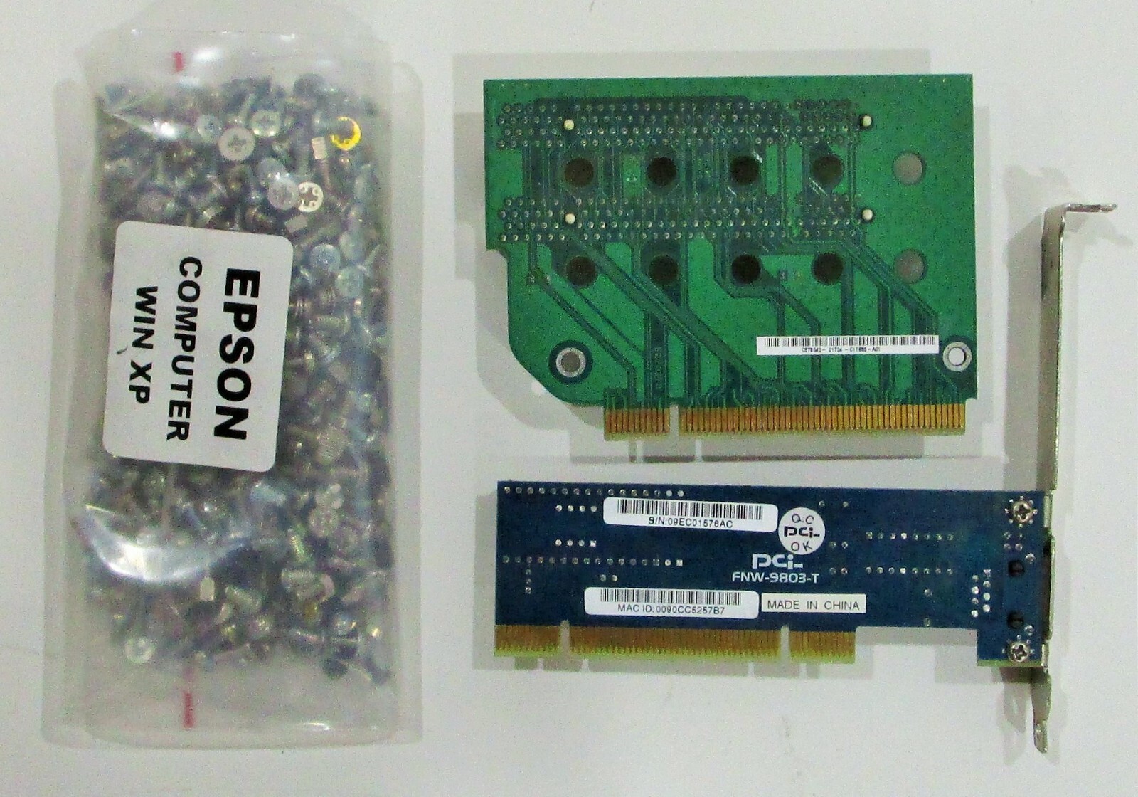 LAN card FNW-9803-T - PCI RISER CARD - plus assorted computer screws